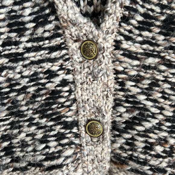 Wilfred Free Aritzia Wool Button-up Sweater - Picture 4 of 5